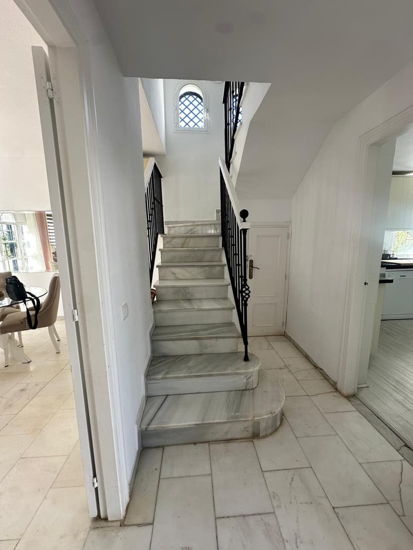 Entrance and stairs