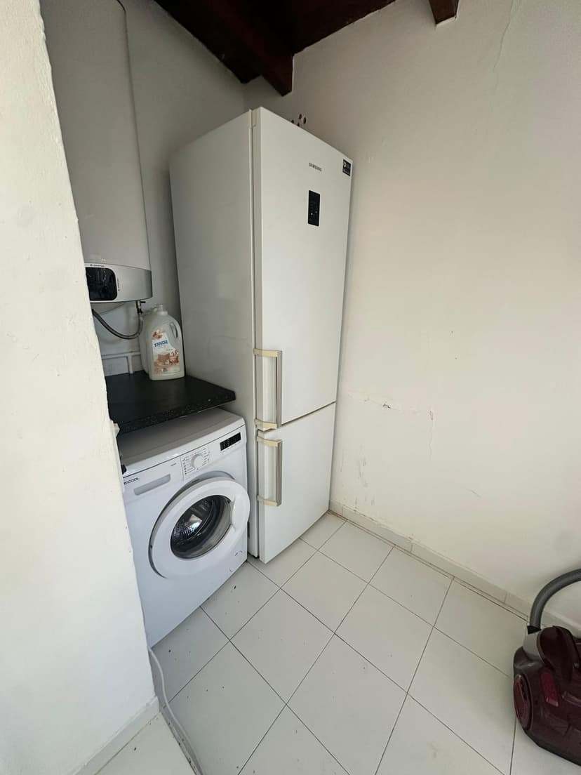 Laundry room — washing machine